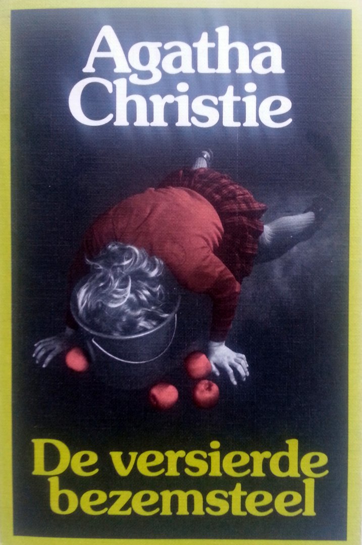 Agatha 15 - De Versierde Bezemsteel